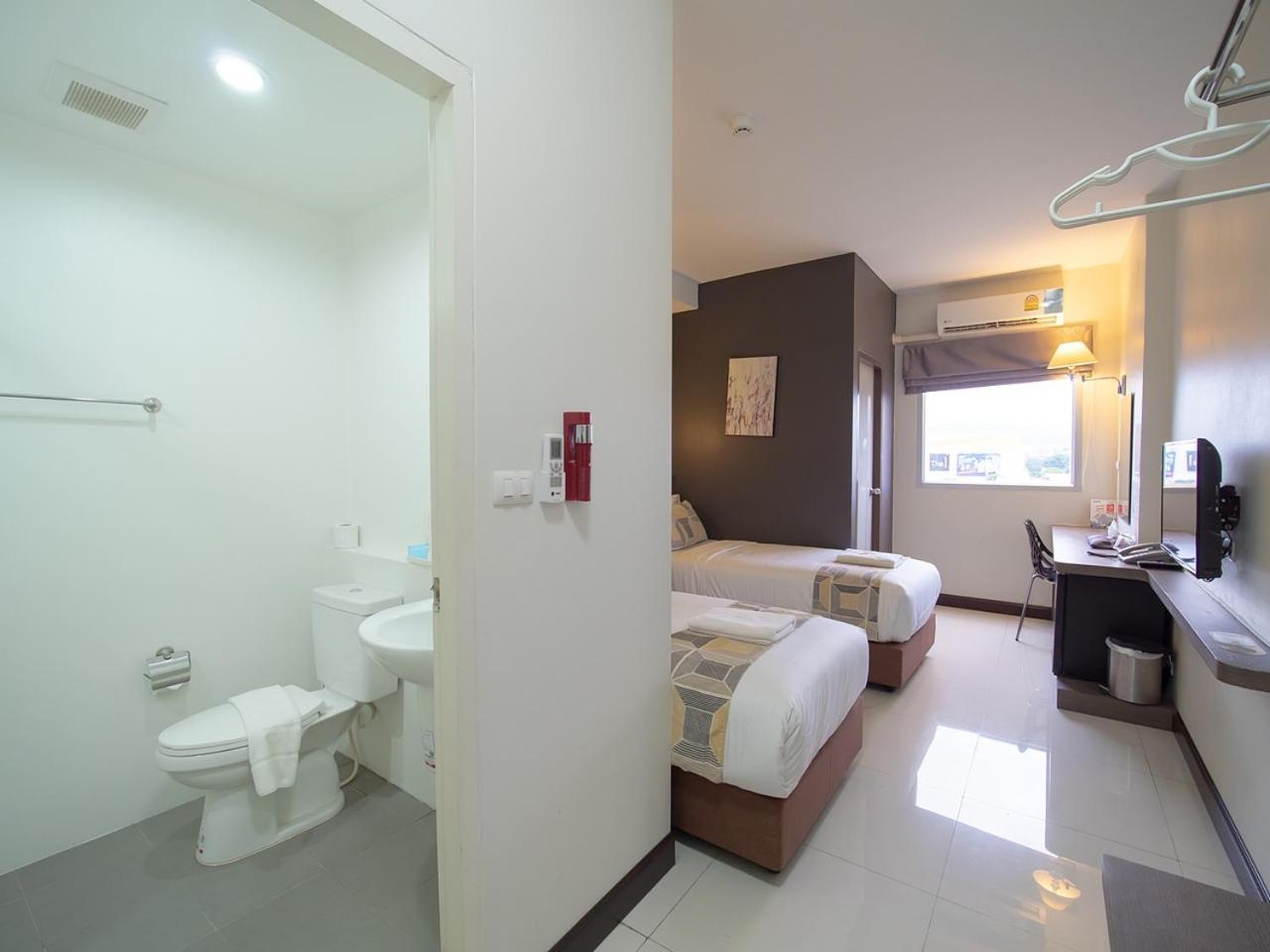 Fortune D Hotel Maesot Mae Sot Extérieur photo
