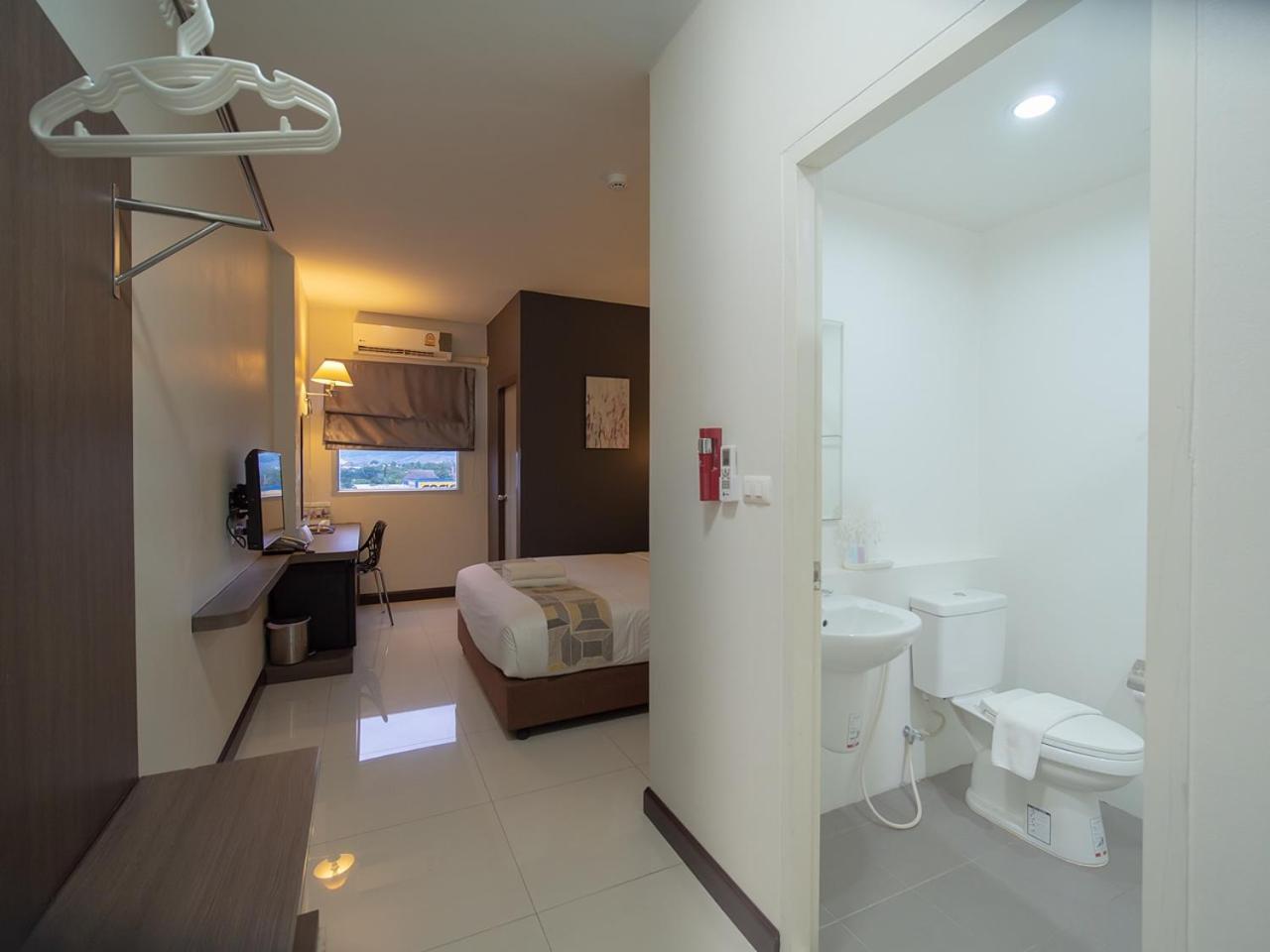 Fortune D Hotel Maesot Mae Sot Extérieur photo