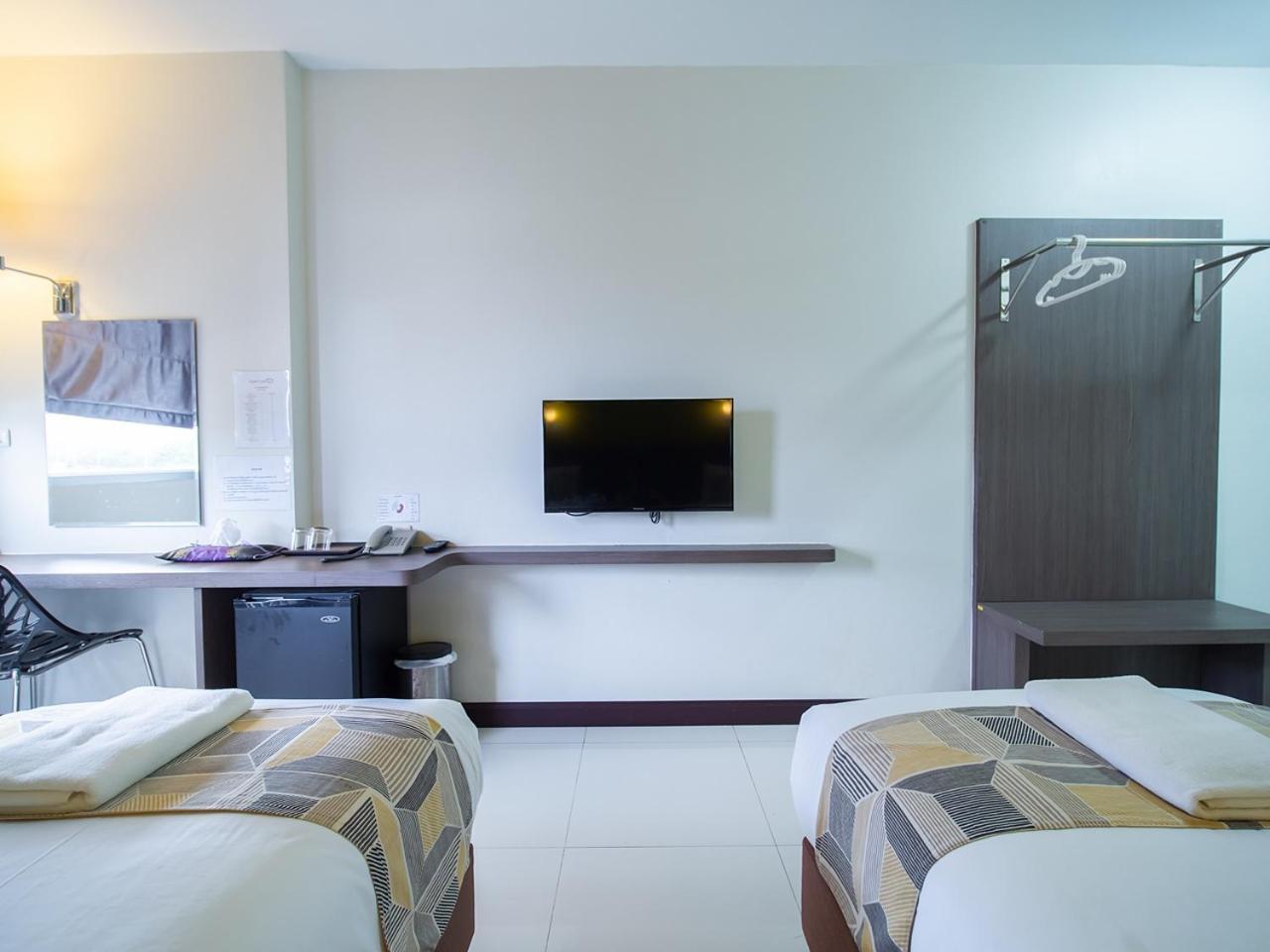 Fortune D Hotel Maesot Mae Sot Extérieur photo