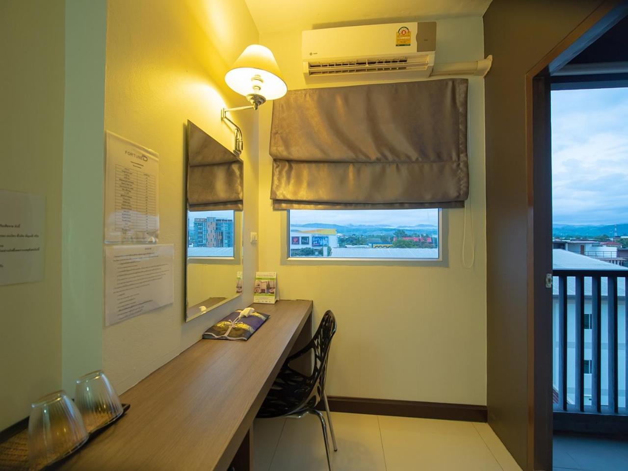Fortune D Hotel Maesot Mae Sot Extérieur photo