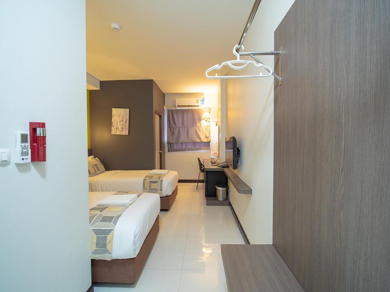 Fortune D Hotel Maesot Mae Sot Extérieur photo