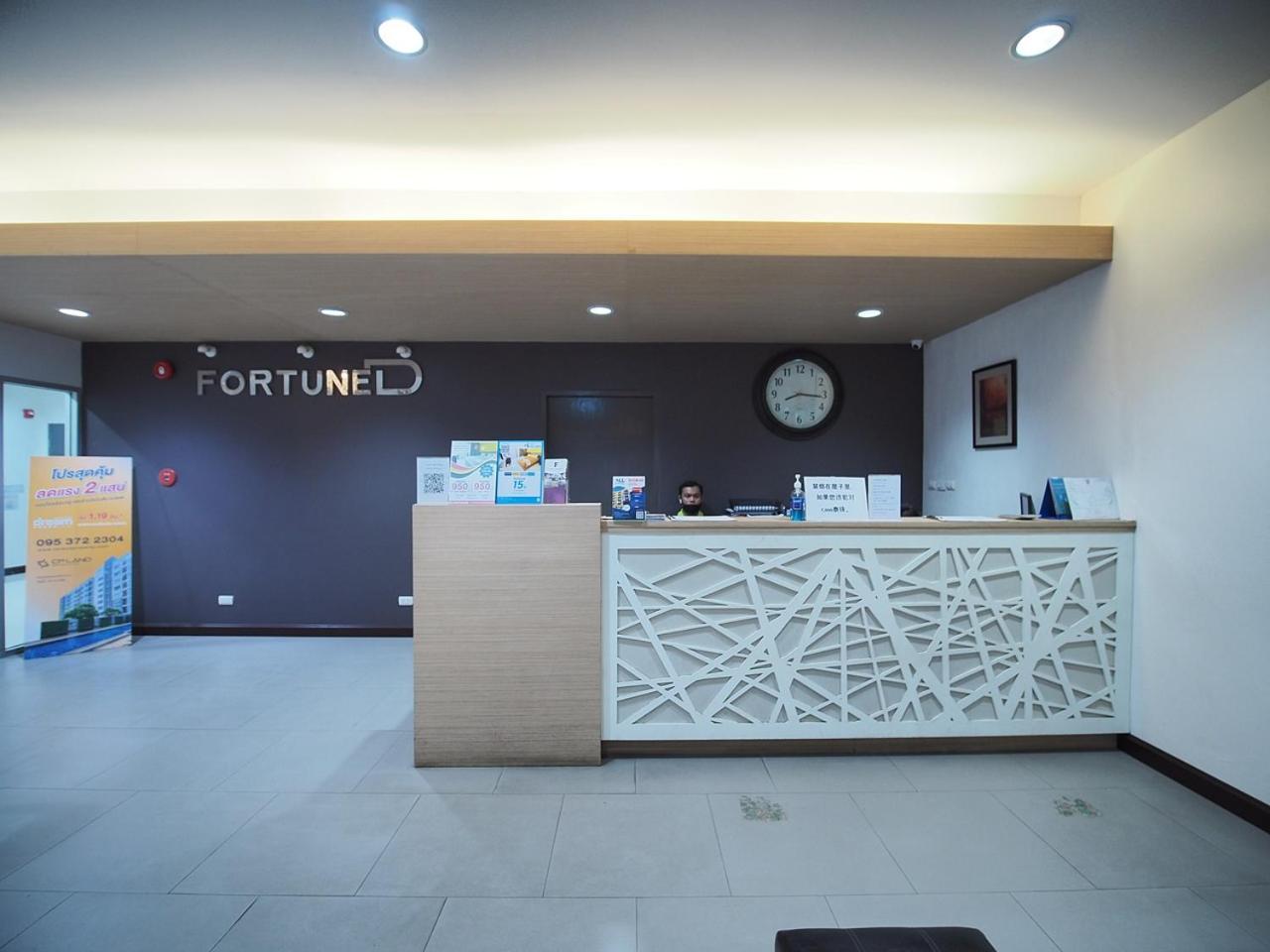 Fortune D Hotel Maesot Mae Sot Extérieur photo