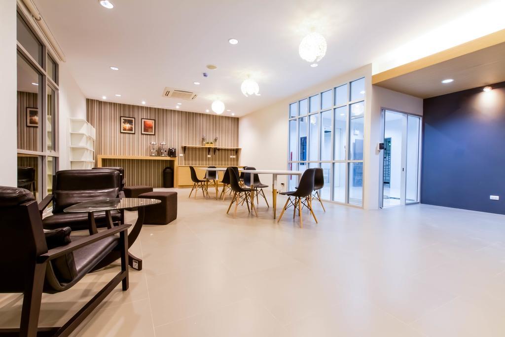 Fortune D Hotel Maesot Mae Sot Extérieur photo