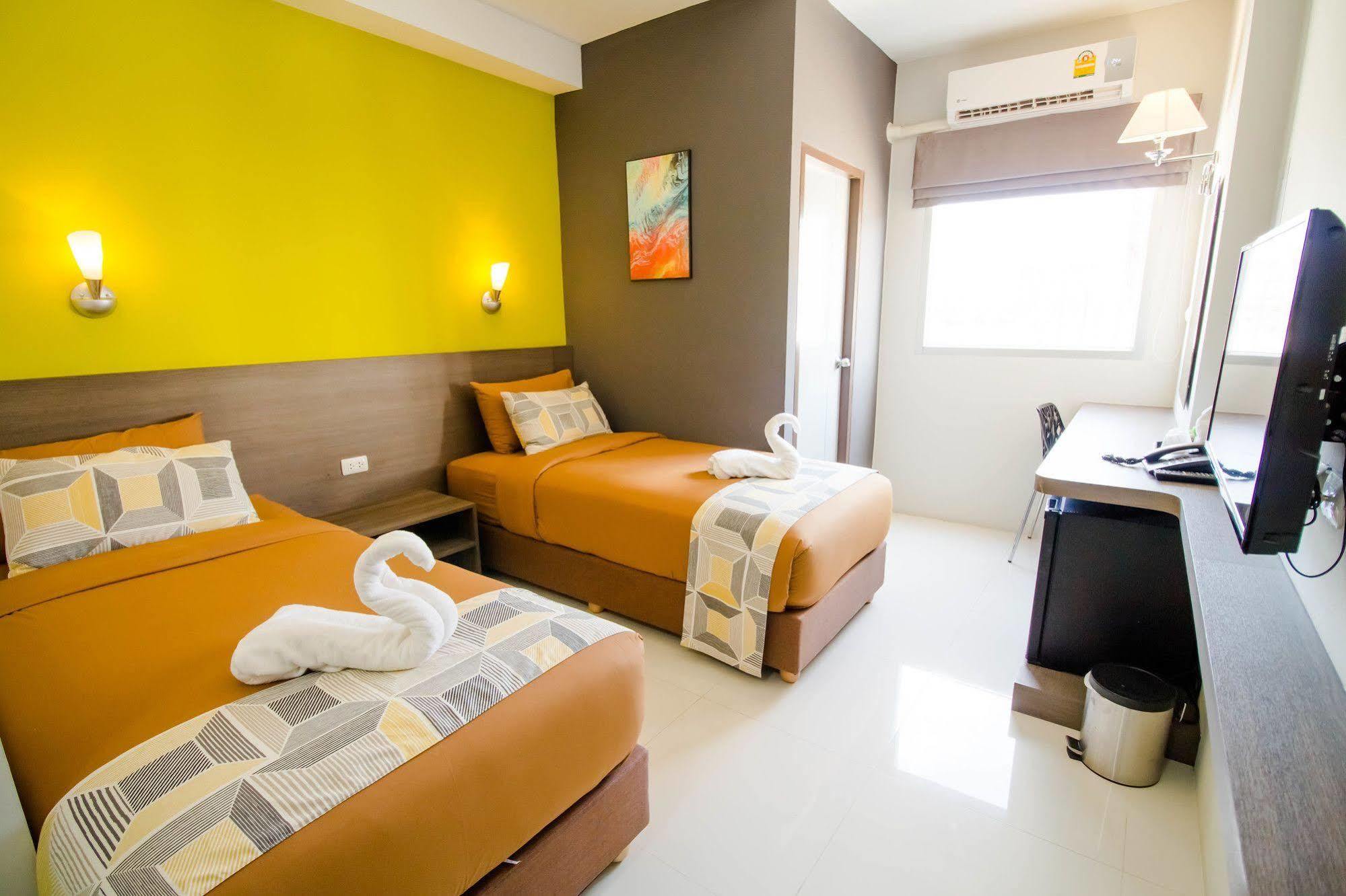 Fortune D Hotel Maesot Mae Sot Extérieur photo